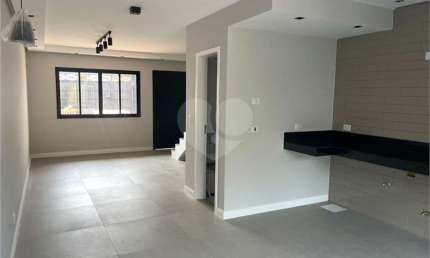 Casa com 2 quartos à venda na Rua Vieira de Melo, 392, Tremembé, São Paulo