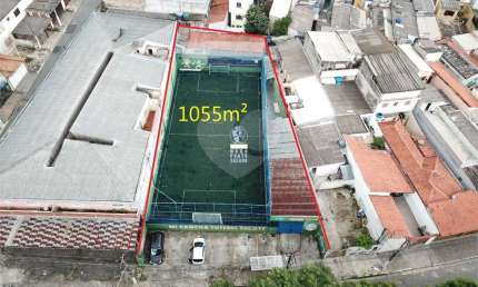 terreno com 1.054 metros tendo 25 x 42 em frente ao clube tomaz amazonas