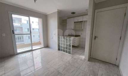 Apartamento á venda - Vila Guilherme - 2 Dormitórios, 1 suíte,  vaga e Lazer completo.