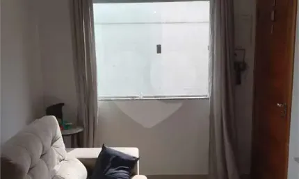 Vende-se: Apartamento com 2 dormitórios na Vila Isolina Mazzei!