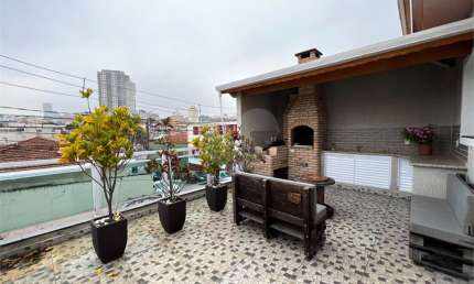 Casa assobradada à venda | 162 m² | 2 suítes | 2 vagas na parada inglesa!