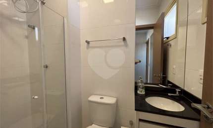Apartamento porteira fechada com 3 suítes e 6 vagas em Santana