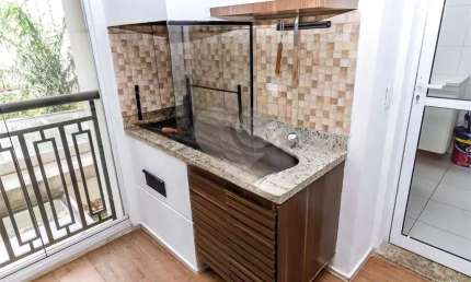 Apartamento com 3 quartos à venda na Rua José Gomes Falcão, 215, Barra Funda, São Paulo