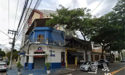 Imóvel esquina 1 - com 219.20m2 de terreno e aprox 320m2 de construção. são 2 andares,