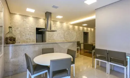 Apartamento a venda com 2 suítes e e vagas em Santa Teresinha, São Paulo