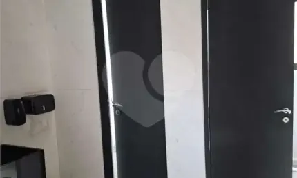 Ponto comercial para alugar na Rua Barbalha, 113, Alto da Lapa, São Paulo