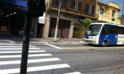 SALÃO COMERCIAL VÃO LIVRE, EM SANTANA - AVENIDA MOVIMENTADA, COM 2 BANHEIROS,