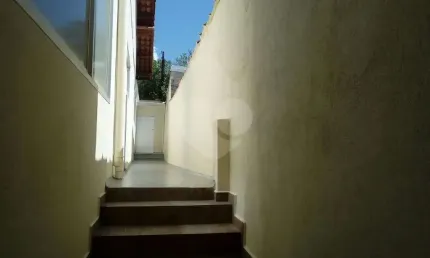 Casa com 2 quartos para alugar na Rua Xavier da Veiga, 31, Santana, São Paulo