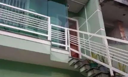 Maravilhoso e amplo sobrado na Vila Roque com 04 vagas de garagem nada para fazer impecavel.