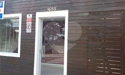 Sobrado Comercial Agua Fria, com 3 vagas , 6 salas , quintal com Edicula ....ao lado colegio