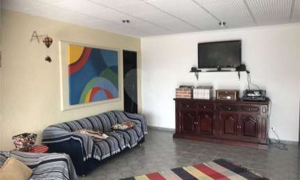 Casa com 4 quartos para alugar na Rua Eduardo Vicente Nasser, 79, Tremembé, São Paulo