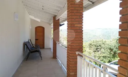 Casa em condomínio na Serra da Cantareira, 5 quartos, 6 vagas de garagem