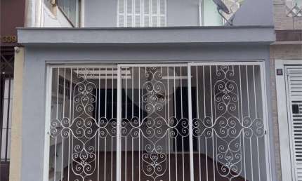 Casa com 2 quartos para alugar na Rua Antônio Macedo, 347, Tatuapé, São Paulo