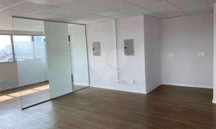 Sala comercial para alugar na Avenida Guilherme Cotching, 726, Vila Maria, São Paulo