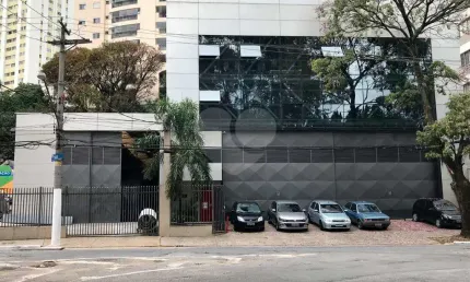 Prédio para alugar na Praça Sargento Tranqüilino Santana, 08, Mandaqui, São Paulo