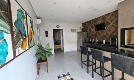 Excelente sobrado reconstruido, pronto para morar em Mirandópolis