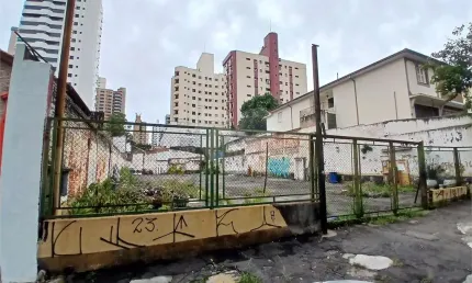 Barracão / Galpão / Depósito à venda na Rua Altinópolis, Água Fria, São Paulo