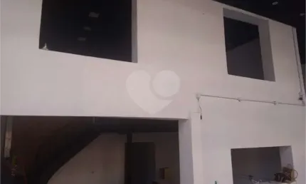 Casa comercial 190 metros para locação no bairro de Santana!