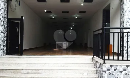 Prédio para alugar na Avenida Ede, Vila Medeiros, São Paulo