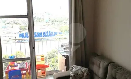 Apartamento de 2 dormitórios a venda na Vila Guilherme com 54m