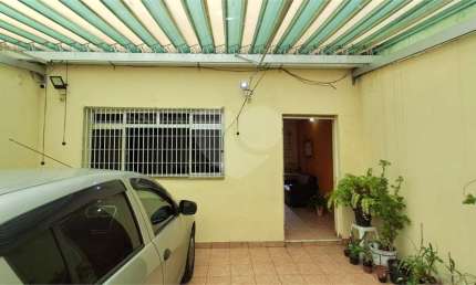 Sobrado à venda | 163 m² | 3 dormitórios (1 suíte) | 2 vagas na Vila Maria Baixa!