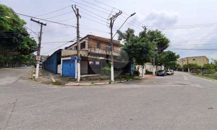 ATENÇÃO INVESTIDORES! IMÓVEL À VENDA | 5 DORMITÓRIOS + SALÃO | 2 VAGAS NO PQ. EDU CHAVES!