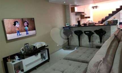 Casa com 3 quartos à venda na Rua Leina Krespi, 78, Jaraguá, São Paulo