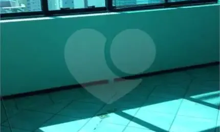 Sala comercial para alugar na Rua James Watt, 142, Brooklin, São Paulo