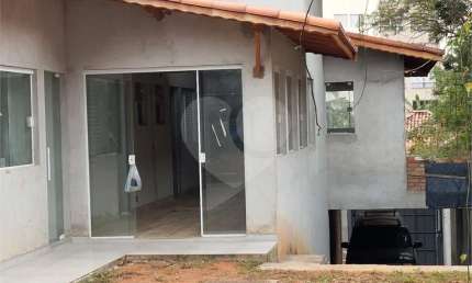 Casa com 3 quartos à venda na Rua Albertina, 214, Tremembé, São Paulo