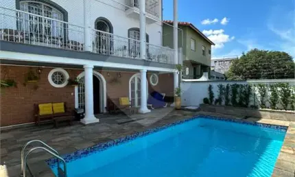 Sobrado Jd. França | 4 Suítes | 5 vagas | 455m² | Piscina