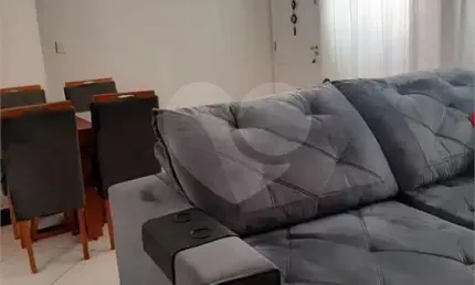 Sobrado com 3 dormitórios e 2 vagas em condomínio fechado no tucuruvi