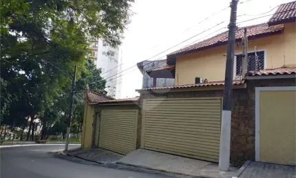 Excelente sobrado em localização privilegiada de Santana com 3 dormitórios, venha conhecer.