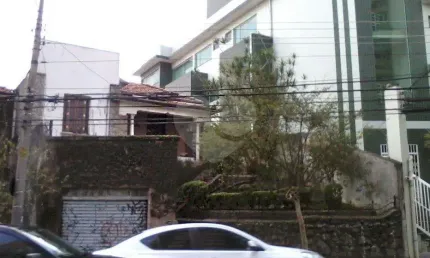 SOBRADO A VENDA NA ÁGUA FRIA - 3 DORMITÓRIOS E 3 VAGAS DE GARAGEM