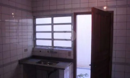 Casa com 2 quartos à venda na Rua Cardeal, 45, Vila Nivi, São Paulo