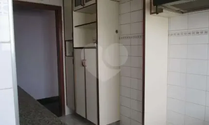Belíssimo duplex na Vila Buenos Aires, na cidade de São Paulo