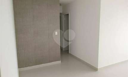 Apartamento com 3 quartos para alugar na Rua Estevão Sanviti, 140, Campo Limpo, São Paulo