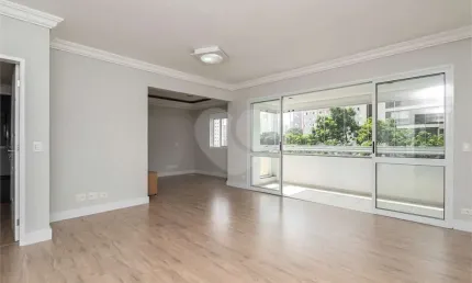 Apartamento com 3 quartos sendo 2 suites - Excelente localização em Perdizes