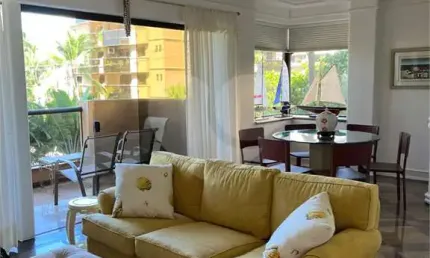 Excelente apto duplex mobiliado na Praia da Enseada/Guarujá