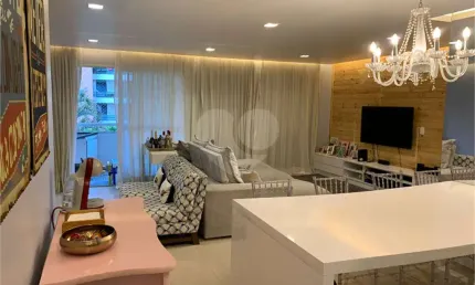 Apartamento com 3 quartos à venda na Rua Renato Egídio de Souza Aranha, 221, Vila São Francisco, São Paulo