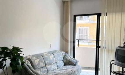 Apartamento à Venda no Condomínio Edifício Albatroz - Guarujá - Enseada