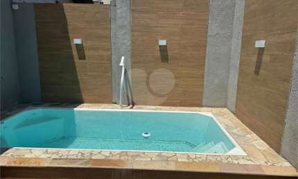 Casa com 2 quartos à venda na Rua Santa Luzia, 115, Vila Caiçara, Praia Grande