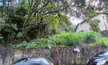 Terreno de 760m² ideal para construção de sobrado no Horto