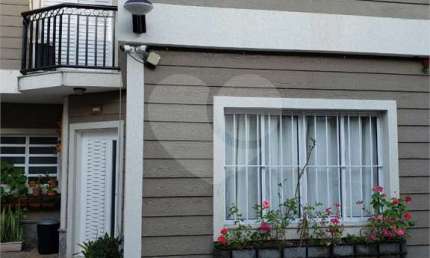 Sobrado para venda em condominio fechado com 2 dormitorios sendo 1 suite com 1 vaga no Tremembé