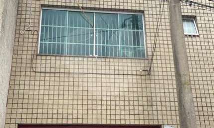 Prédio Comercial à Venda 375m²| 3 Andares Reformados na Parada Inglesa
