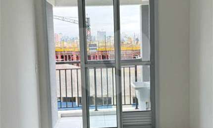 Imóvel 41m², récem entregue, possui 2 dorm. lazer completo Lapa