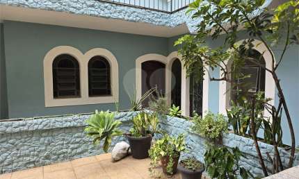 Casa com 2 quartos para alugar na Rua Gonçalves de Magalhães, 103, Vila Nova Cachoeirinha, São Paulo