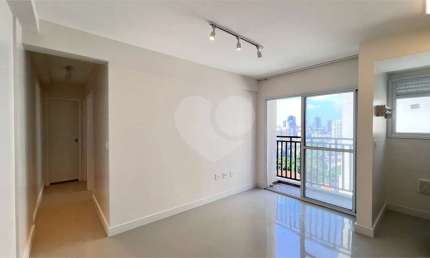 Apartamento com 2 quartos para alugar na Rua Paulo Maldi, 342, Tucuruvi, São Paulo