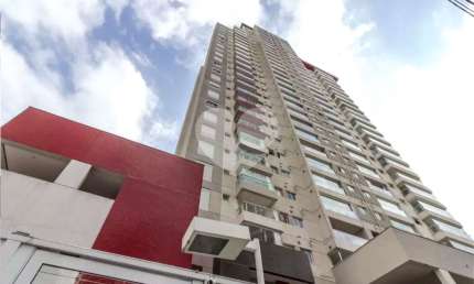 Apartamento para venda ou locação a poucos passos do Shopping Anália Franco.