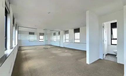 Sala comercial para locação com 2 salas 2 banheiros e ar-condicionado em Perdizes.