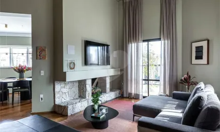 Cobertura com piscina e espaço gourmet privado 4 suítes 4 vagas Vila Uberabinha